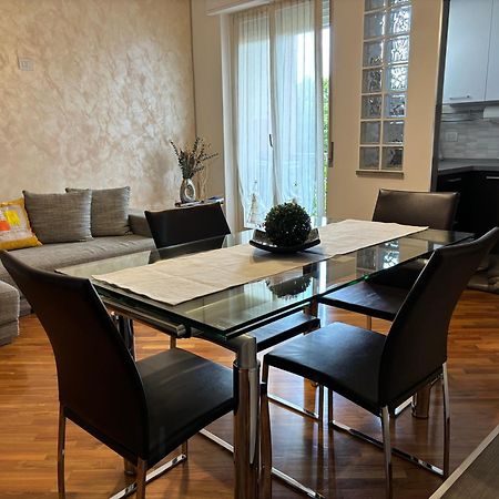La Casa Di Ambra Apartment Лимбиате Екстериор снимка