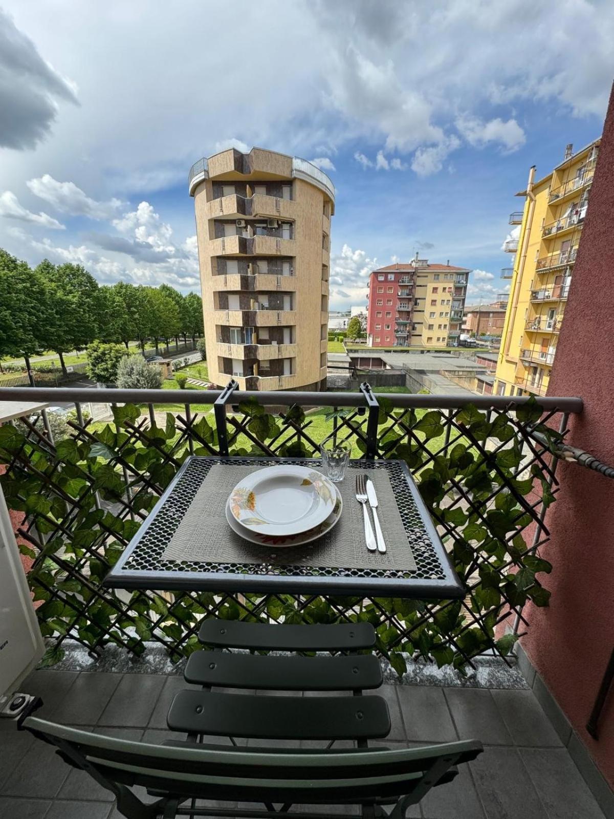 La Casa Di Ambra Apartment Лимбиате Екстериор снимка