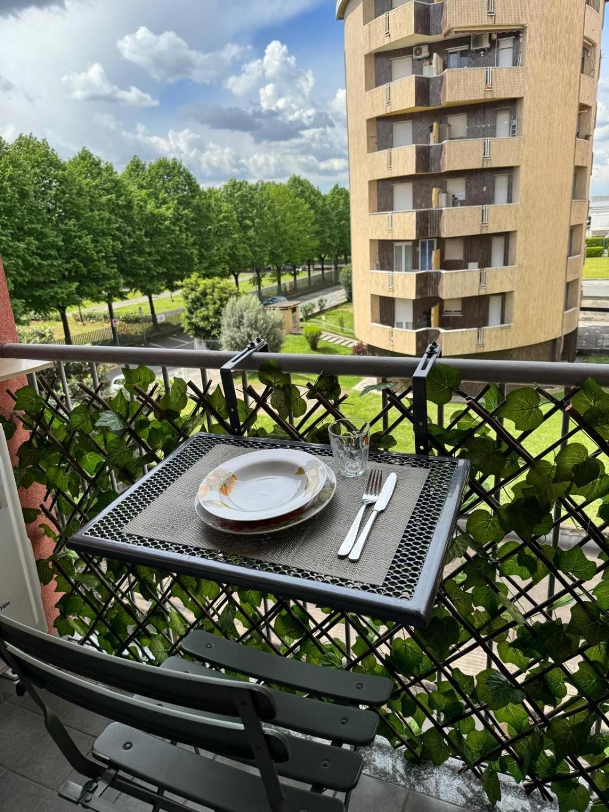 La Casa Di Ambra Apartment Лимбиате Екстериор снимка
