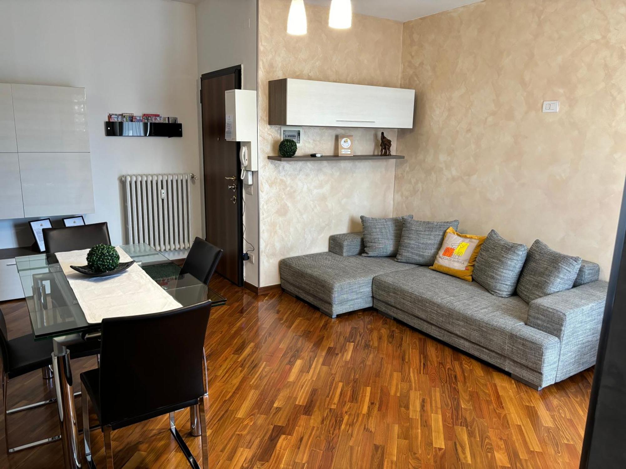 La Casa Di Ambra Apartment Лимбиате Екстериор снимка
