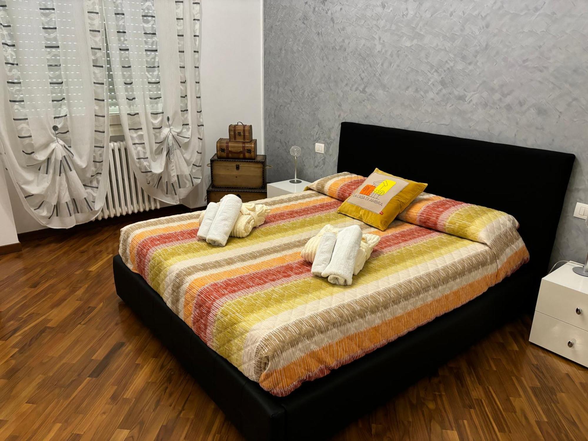 La Casa Di Ambra Apartment Лимбиате Екстериор снимка